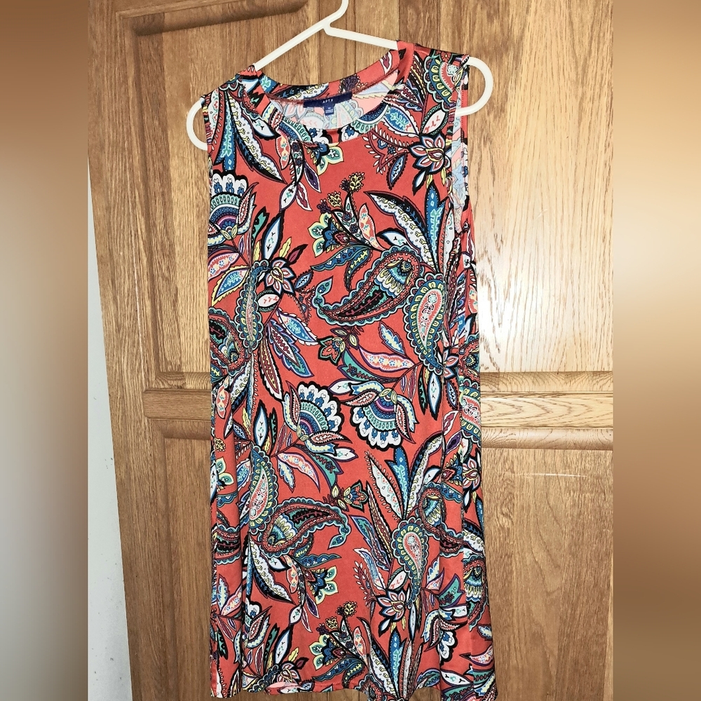 Vibrant Paisley Sleeveless Dress By APT.9 Size M Bust 34"